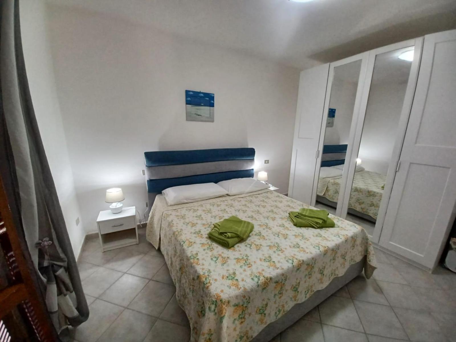 Casa Sibilla Bi-Locale Con Terrazza A 60 Metri Dal Mare Apartment Маринела Екстериор снимка
